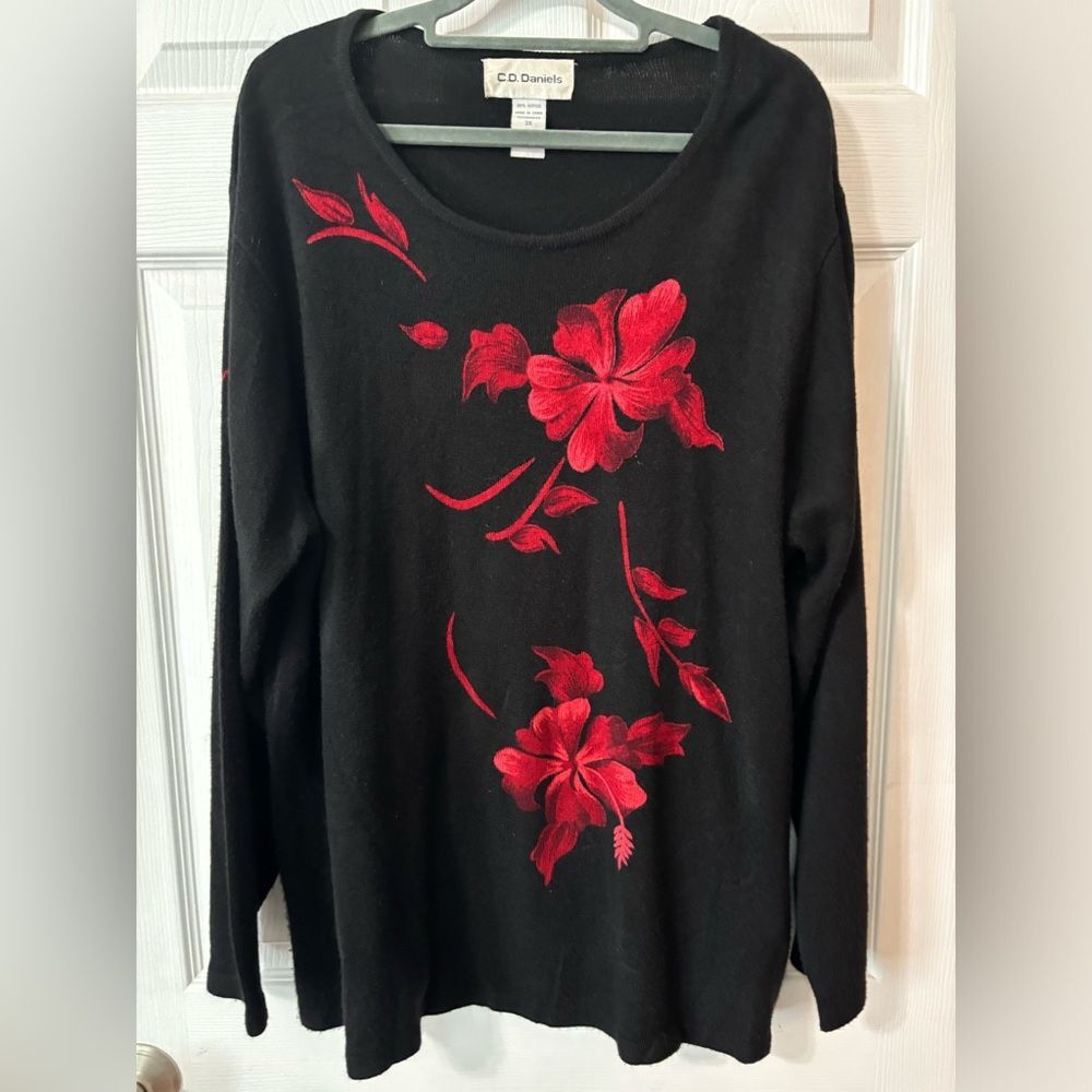 Cathy C.D. Daniels Plus Size 3X Black Red Flowers Sweater Women Super Soft!
